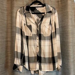 Plus size plaid blouse From Avenue 18/20